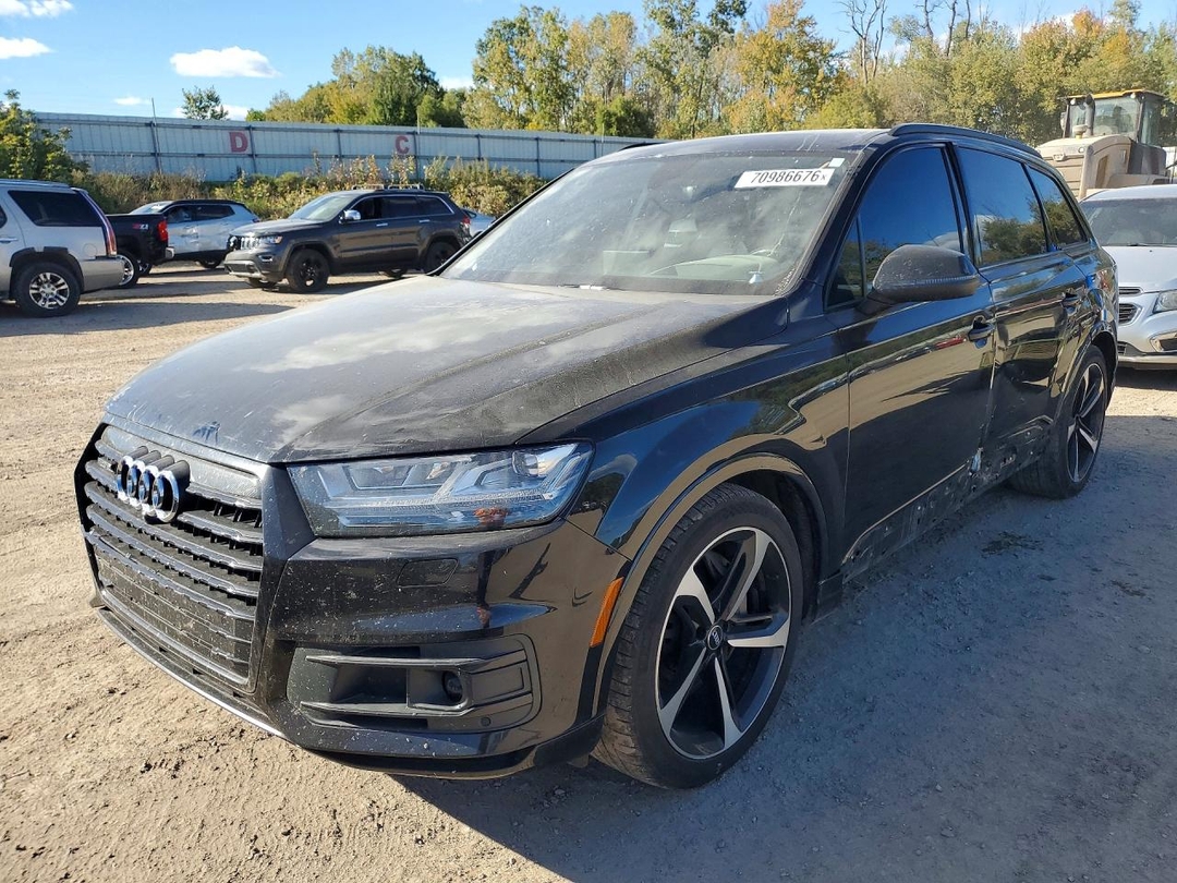 Vue de 2018 AUDI Q7 PRESTIGE, angle 1