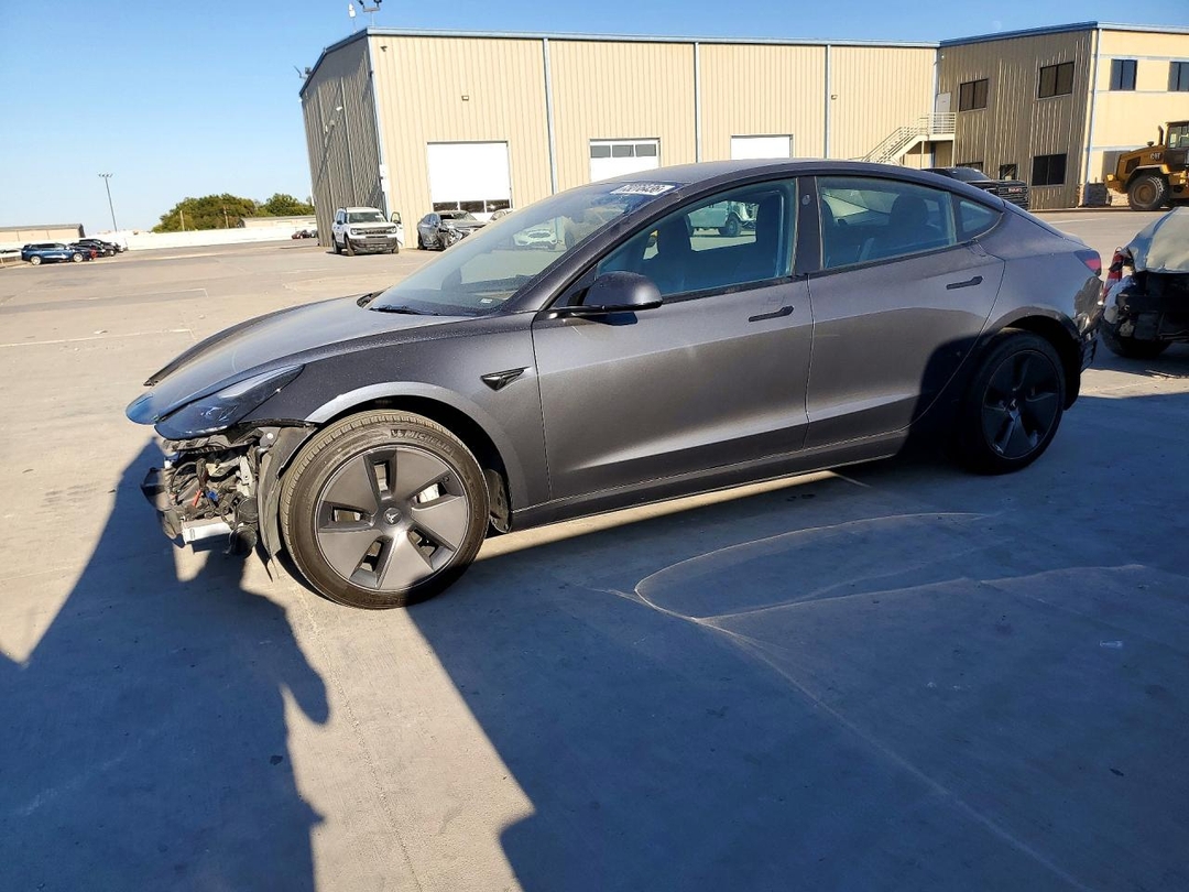 منظر 2023 TESLA MODEL 3، زاوية 1
