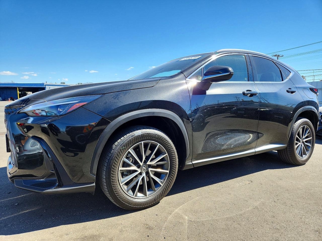 Vista de 2024 LEXUS NX 350H BASE, ángulo 1