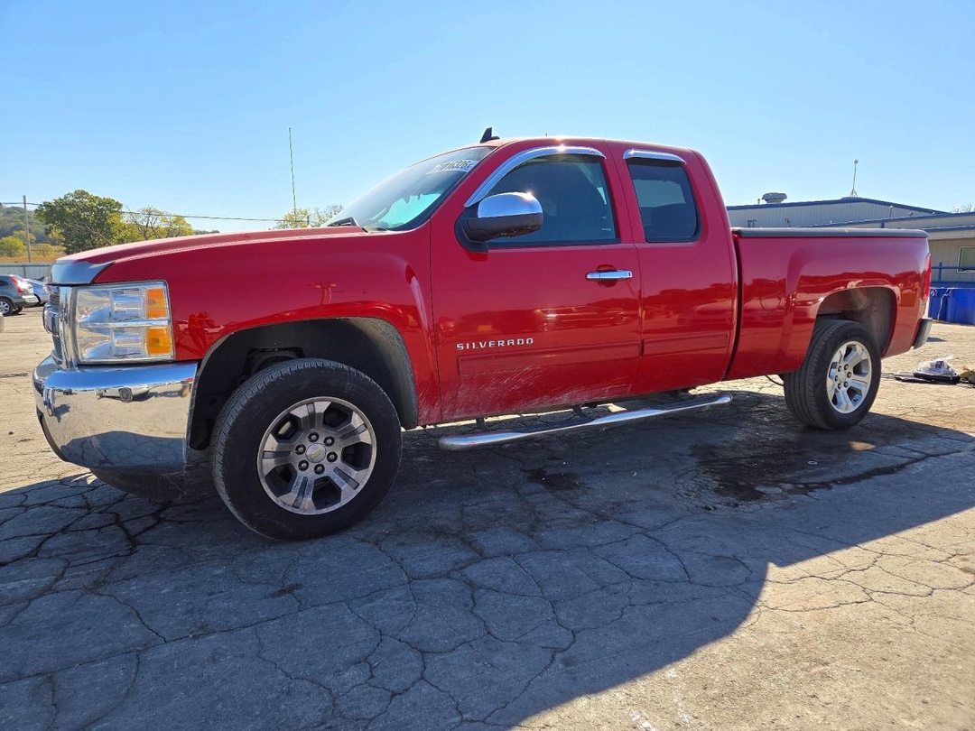 Vista de 2013 CHEVROLET SILVERADO C1500 LS, ángulo 1