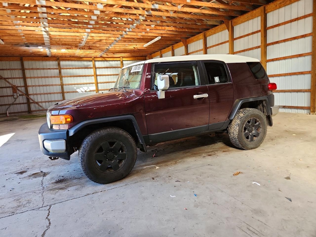 منظر 2007 TOYOTA FJ CRUISER BASE، زاوية 1
