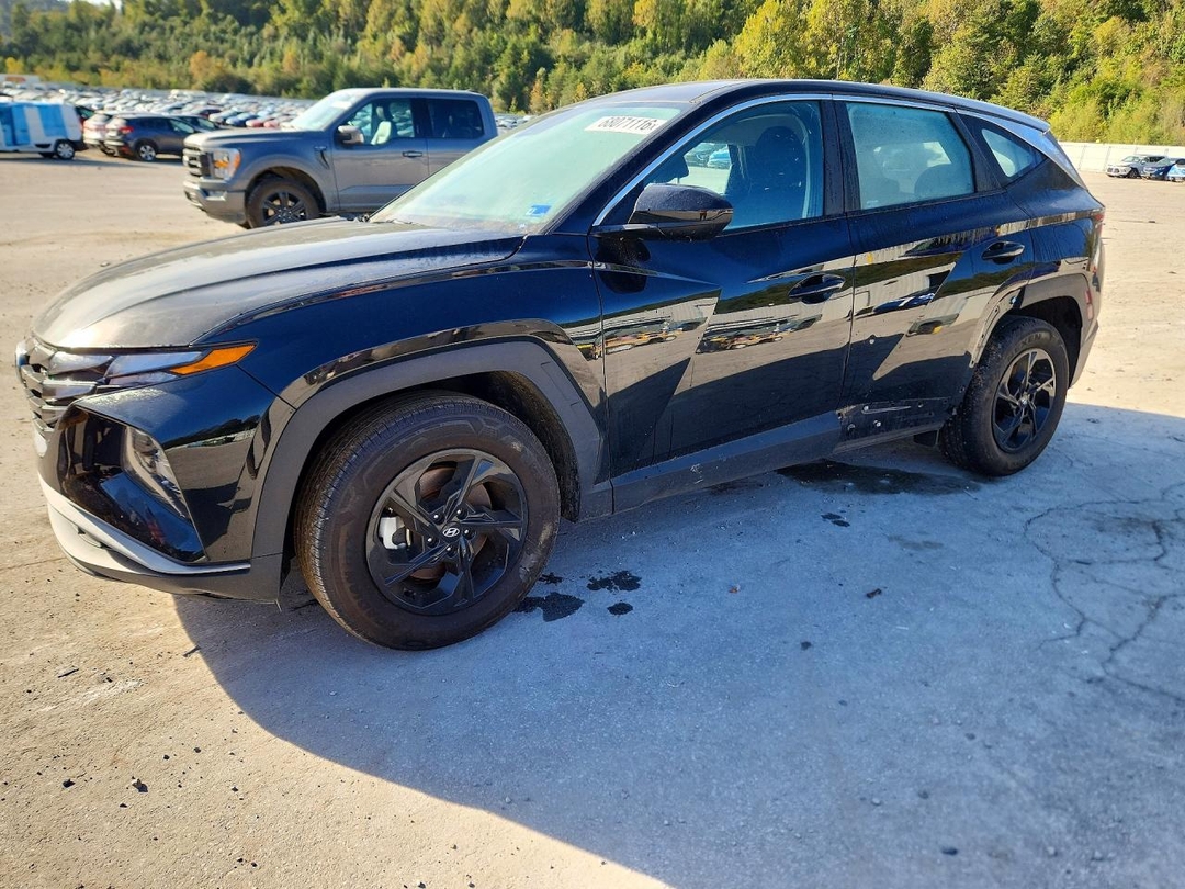 Vue de 2024 HYUNDAI TUCSON SE, angle 1