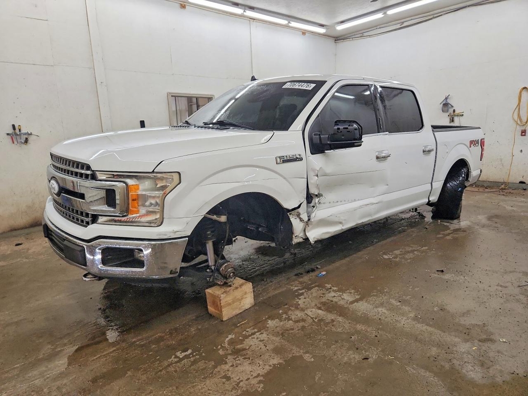 Vue de 2019 FORD F150 SUPERCREW, angle 1