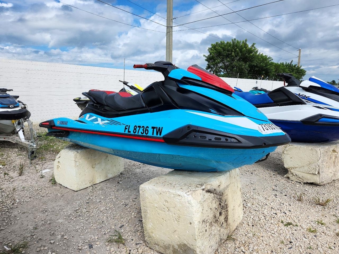 Vista de 2024 YAMAHA VX DELUXE JET SKI, ángulo 1
