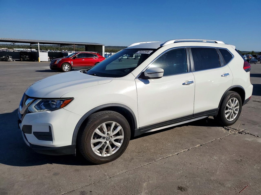 Vista de 2017 NISSAN ROGUE SV, ángulo 1