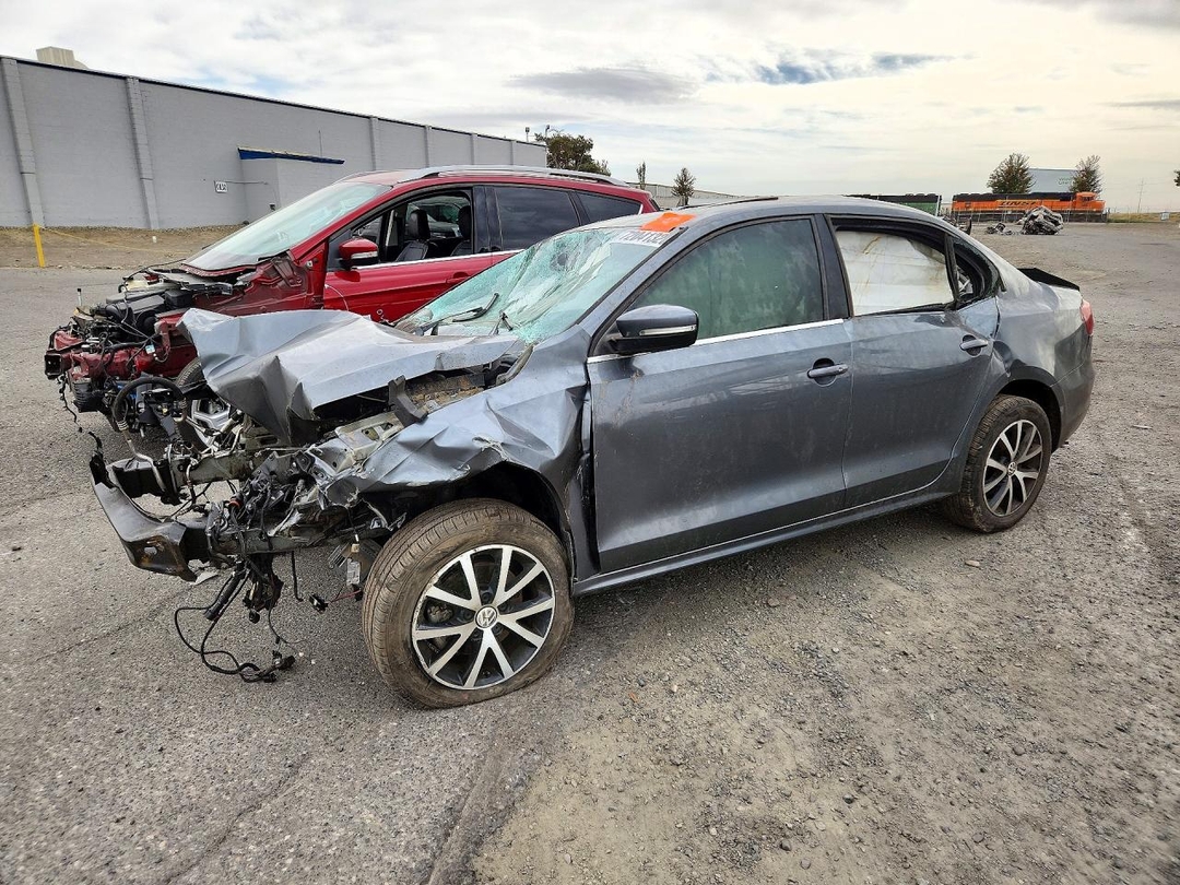 Vue de 2017 VOLKSWAGEN JETTA SE, angle 1