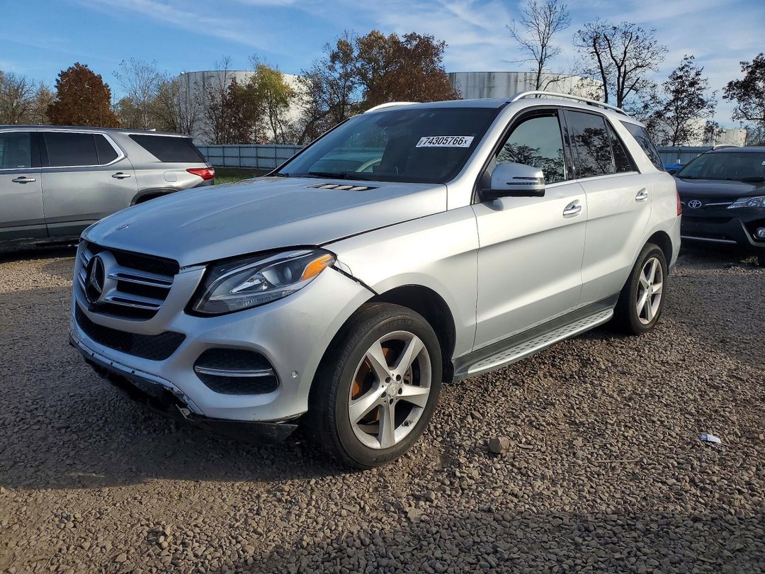 Vedere 2016 MERCEDES-BENZ GLE 350 4MATIC, unghi 1