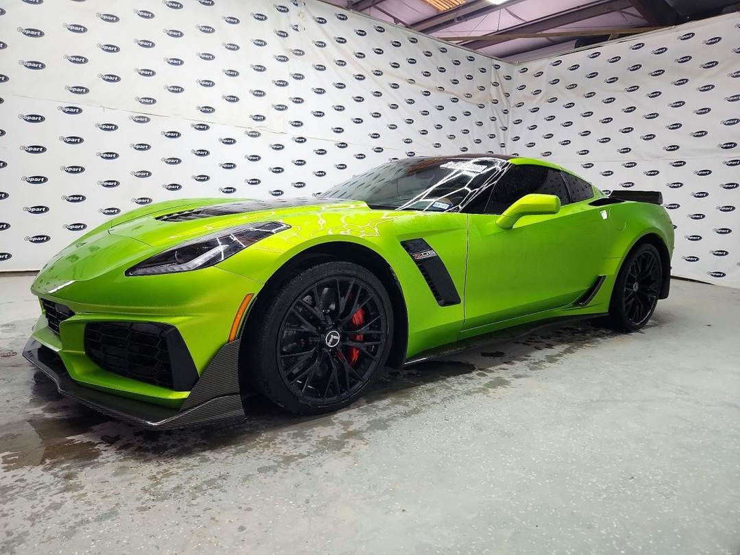 Vue de 2016 CHEVROLET CORVETTE Z06 3LZ, angle 1