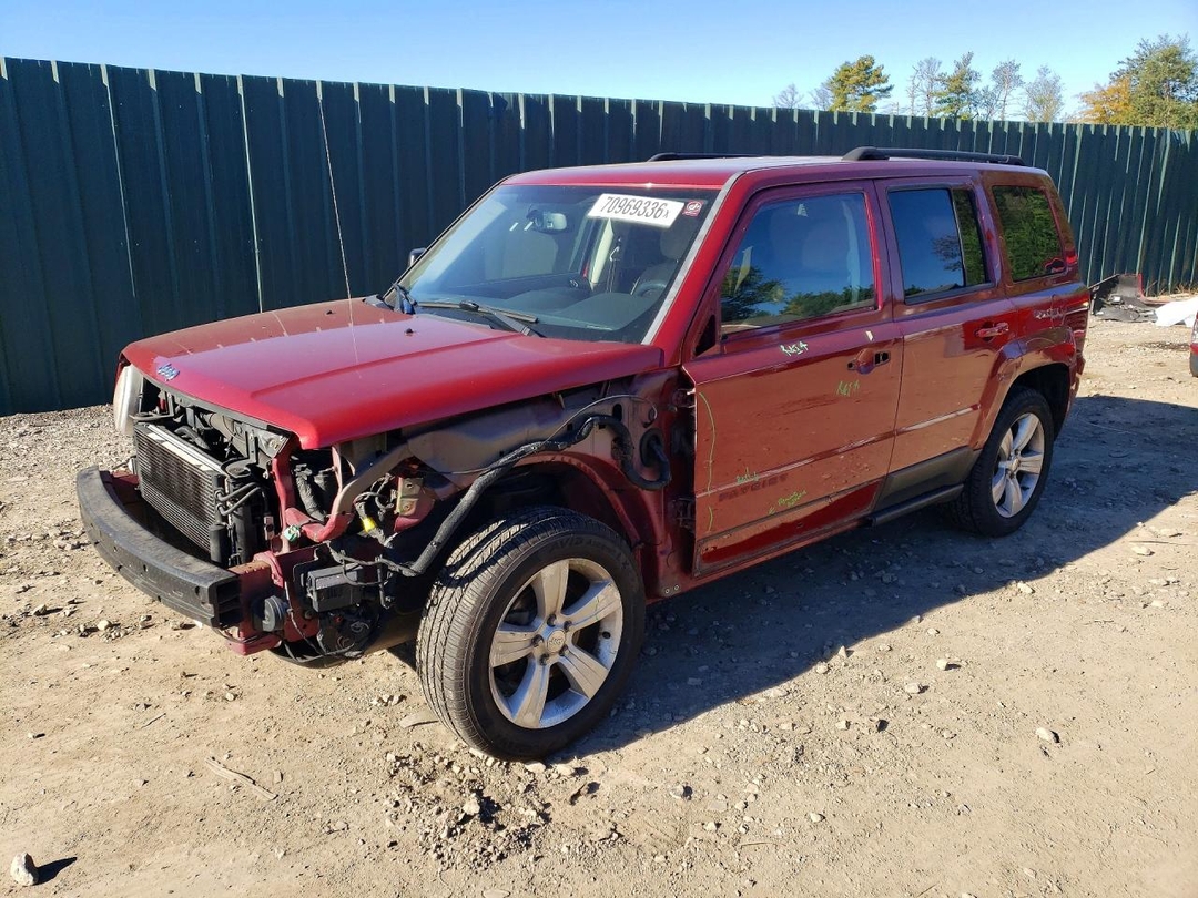 منظر 2014 JEEP PATRIOT LATITUDE، زاوية 1