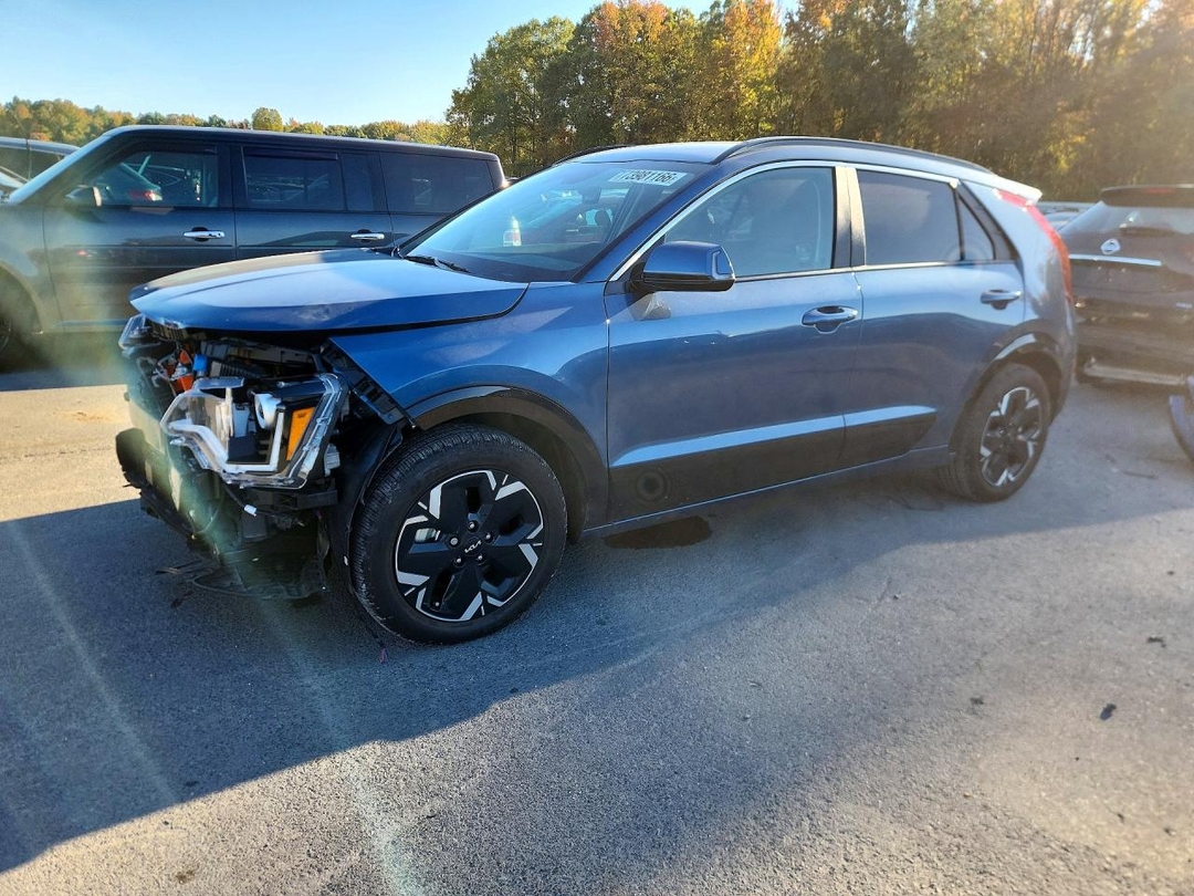 Vista de 2026 KIA NIRO WIND, ángulo 1