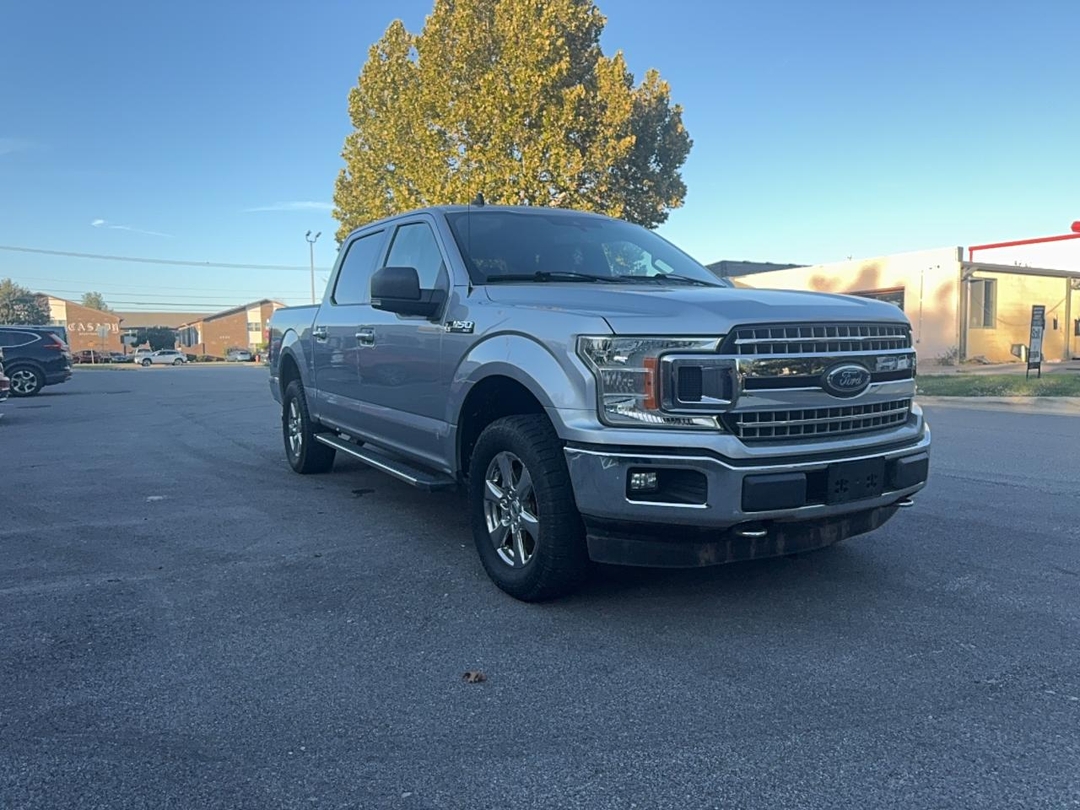 Vue de 2020 FORD F150 SUPERCREW, angle 1