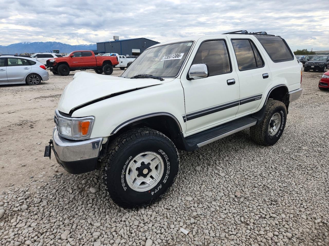 1994 TOYOTA 4RUNNER SR5 V6 view, angle 1