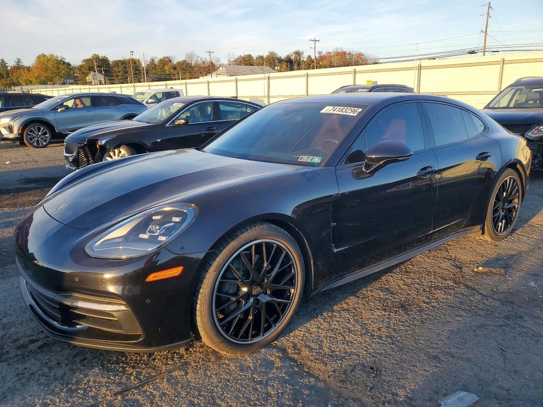 Vista de 2018 PORSCHE PANAMERA 4S, ángulo 1