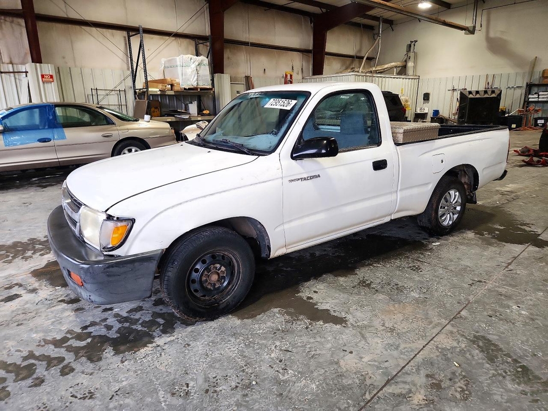 Vista de 2000 TOYOTA TACOMA BASE, ángulo 1