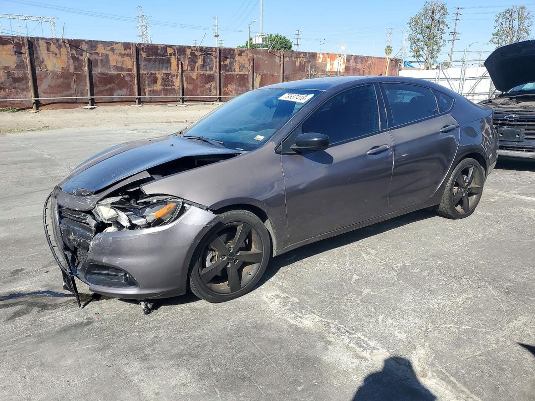 منظر 2015 DODGE DART SXT، زاوية 1