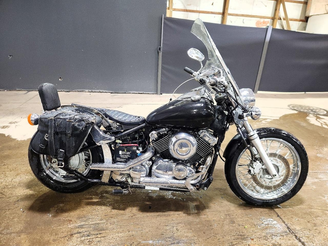 Vista de 2005 YAMAHA XVS65 BASE, ángulo 1