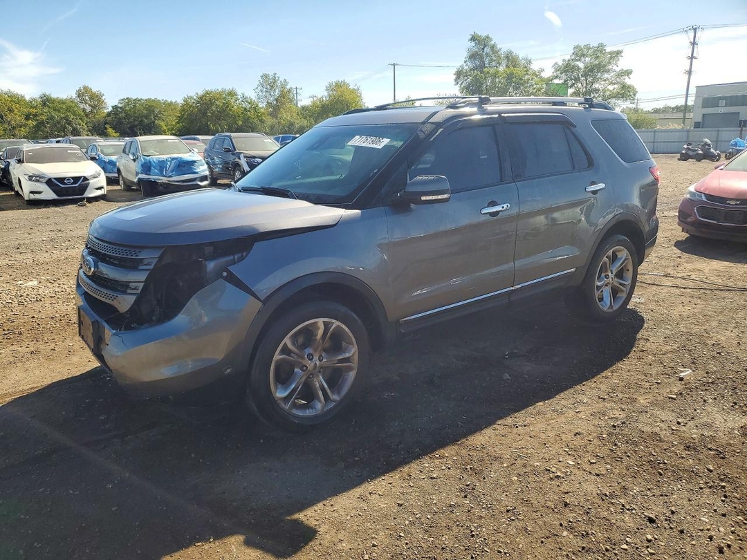 Vue de 2014 FORD EXPLORER LIMITED, angle 1