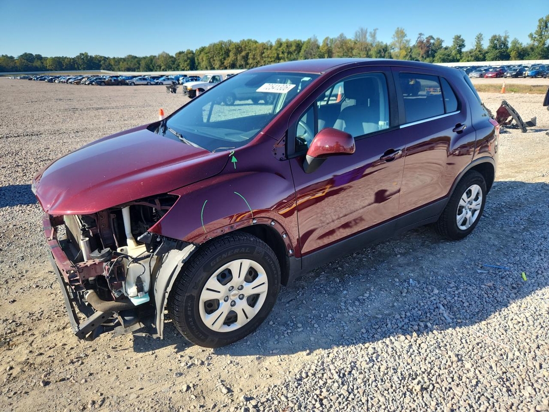 Vue de 2017 CHEVROLET TRAX LS, angle 1