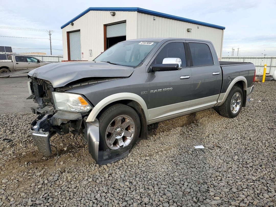 Вид 2011 DODGE RAM 1500, угол 1
