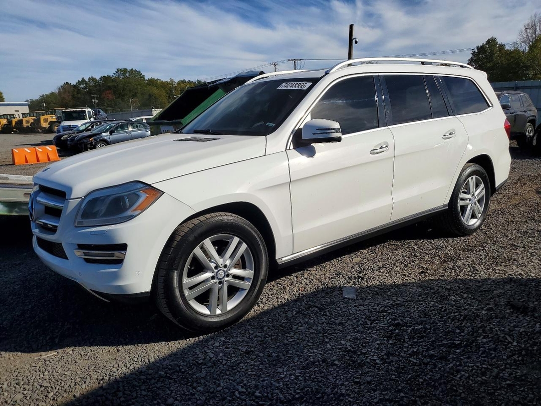 Вид 2014 MERCEDES-BENZ GL 450 4MATIC, угол 1