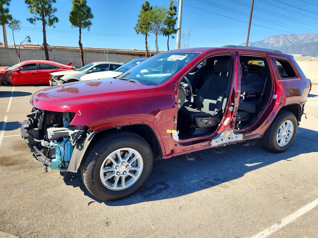 Вид 2019 JEEP GRAND CHEROKEE LAREDO, угол 1