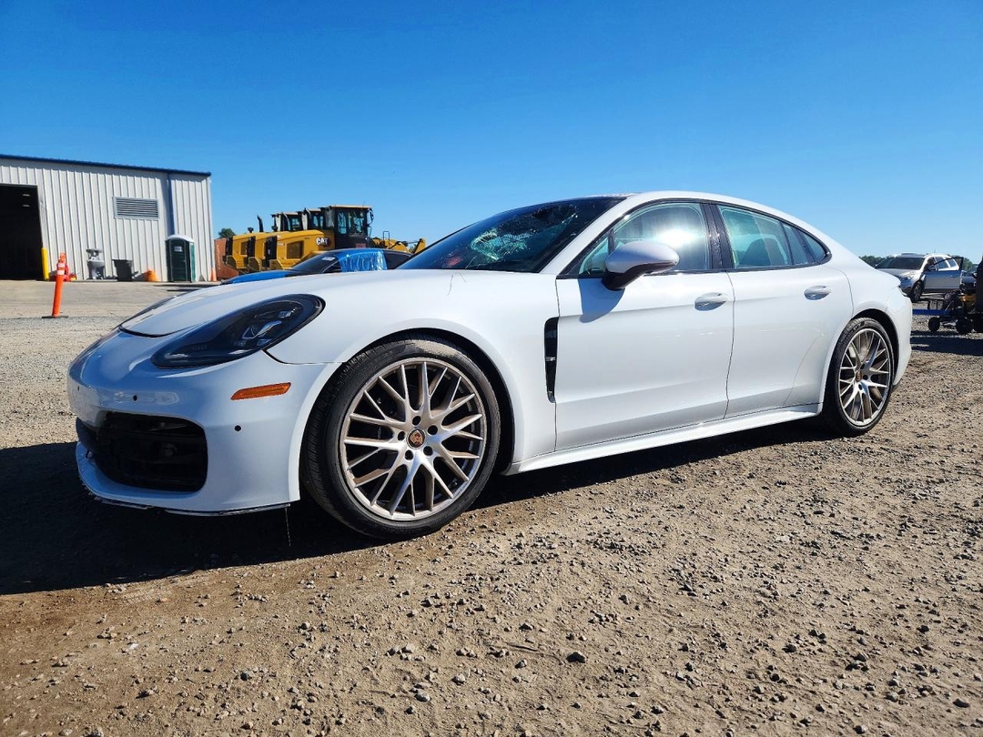 Vedere 2021 PORSCHE PANAMERA BASE, unghi 1