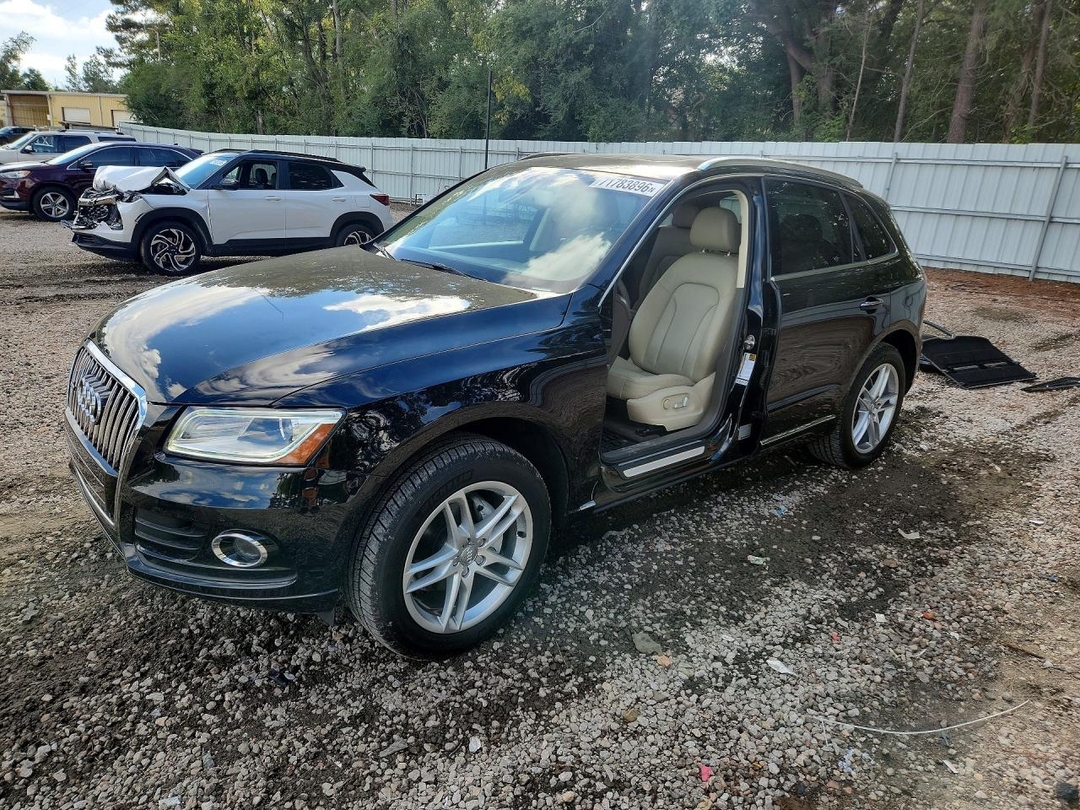 Vue de 2017 AUDI Q5 PREMIUM PLUS, angle 1