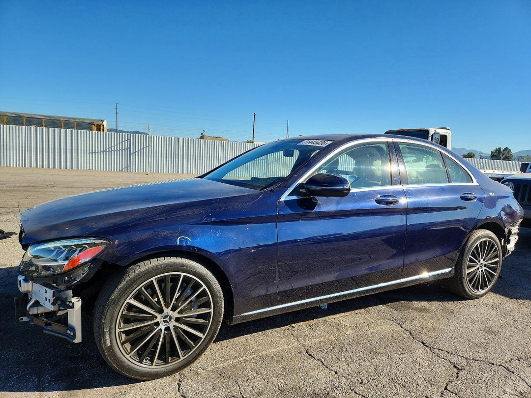 منظر 2021 MERCEDES-BENZ C 300، زاوية 1