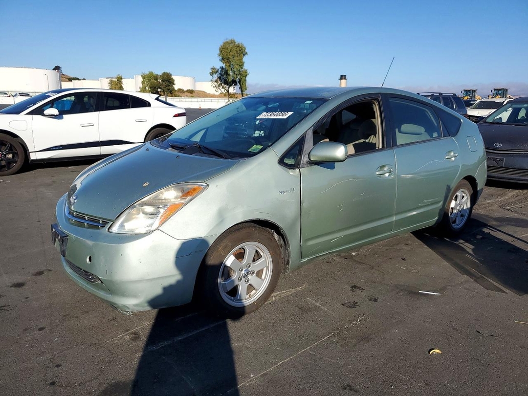 منظر 2007 TOYOTA PRIUS BASE، زاوية 1