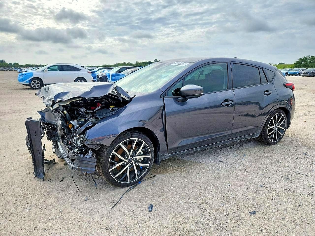 Vue de 2024 SUBARU IMPREZA SPORT, angle 1