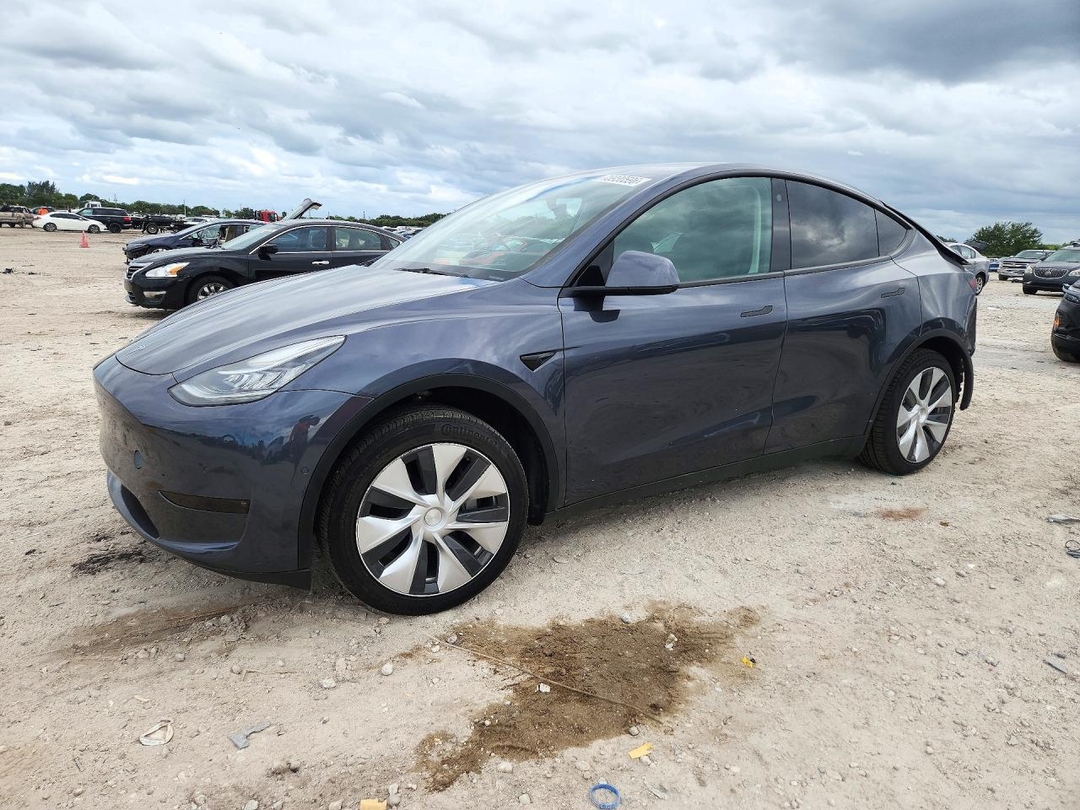 Vista de 2022 TESLA MODEL Y, ángulo 1