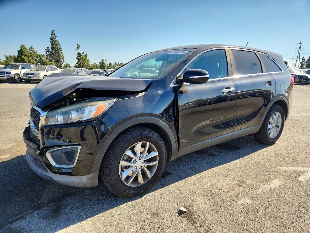 Vedere 2016 KIA SORENTO L, unghi 1