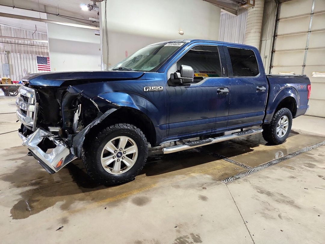 منظر 2015 FORD F150 SUPERCREW، زاوية 1