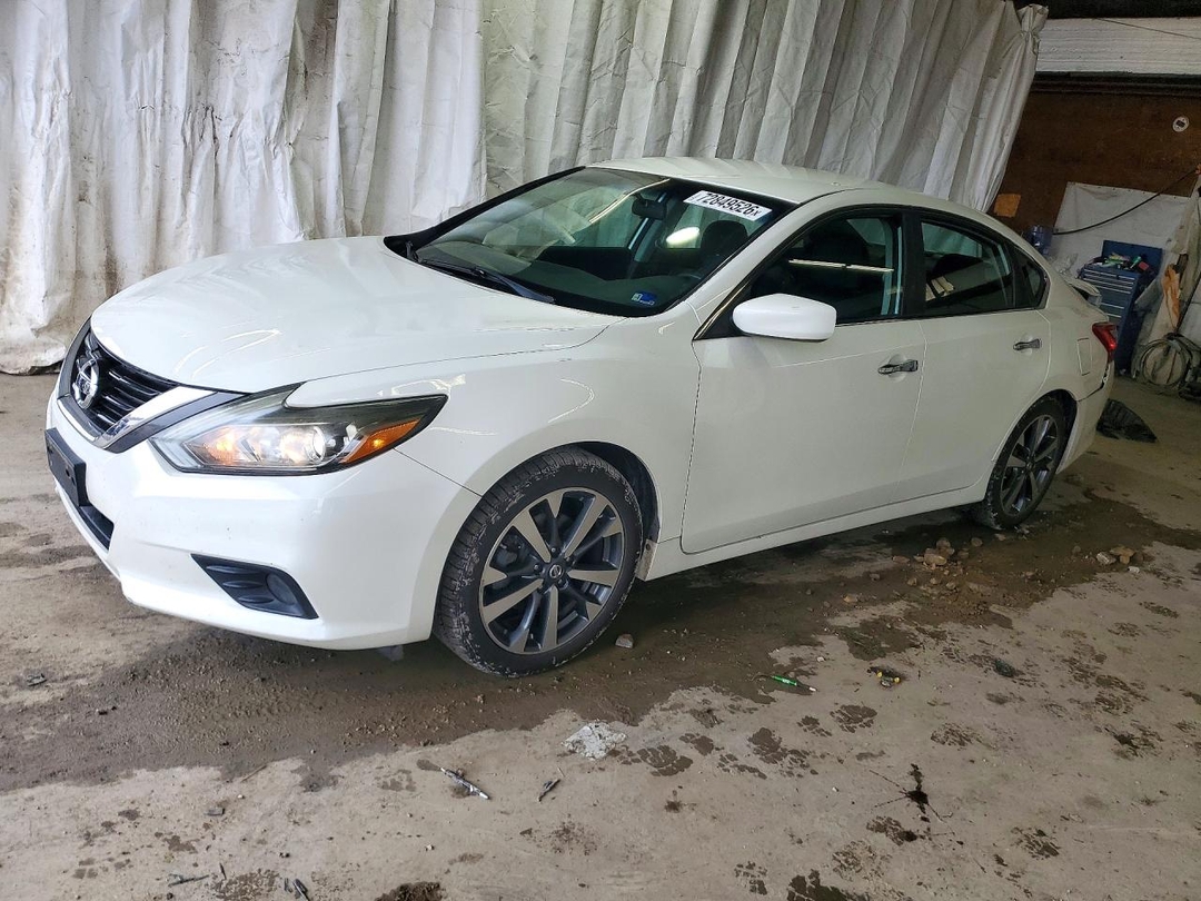 2016 NISSAN ALTIMA 2.5 SR view, angle 1