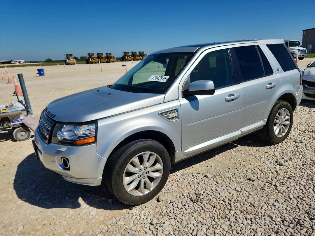 منظر 2013 LAND ROVER LR2 HSE، زاوية 1