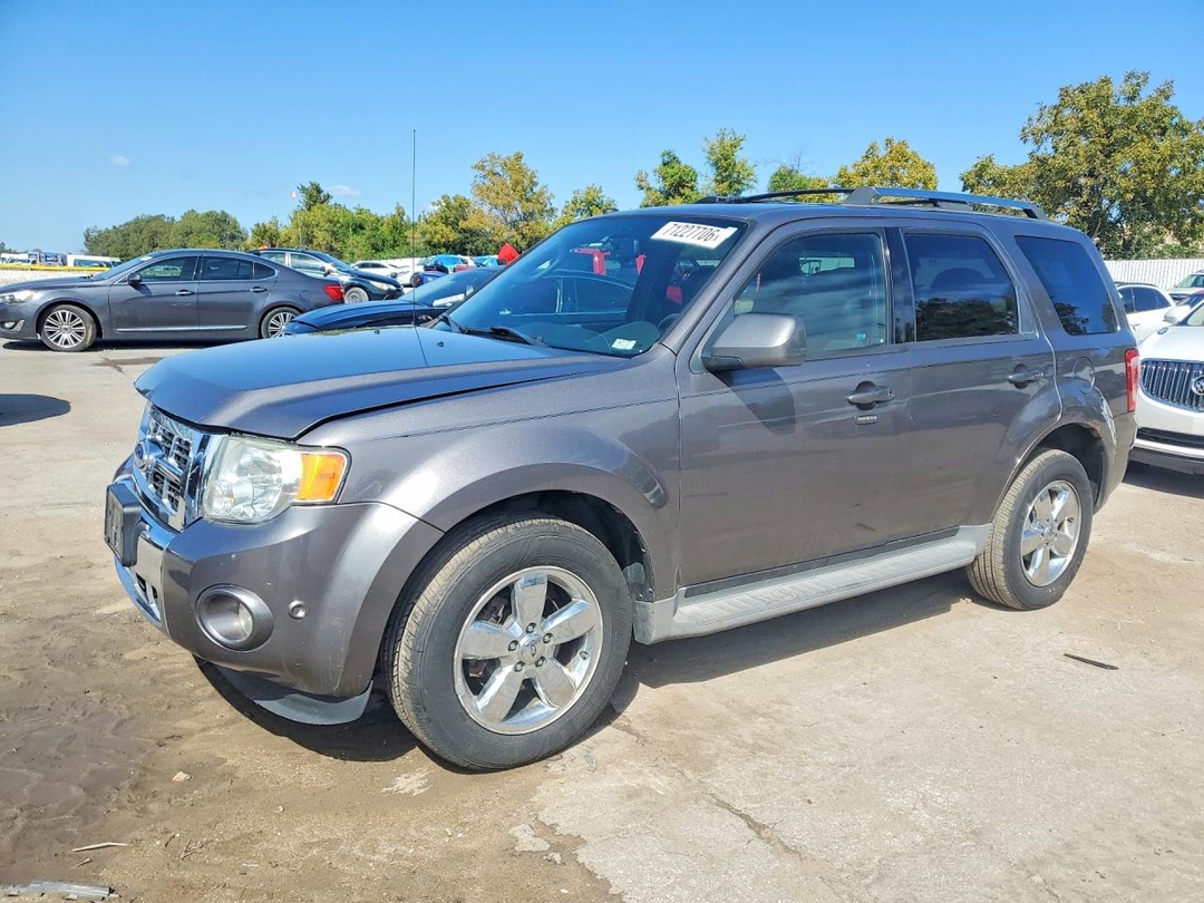 Vue de 2011 FORD ESCAPE LIMITED, angle 1