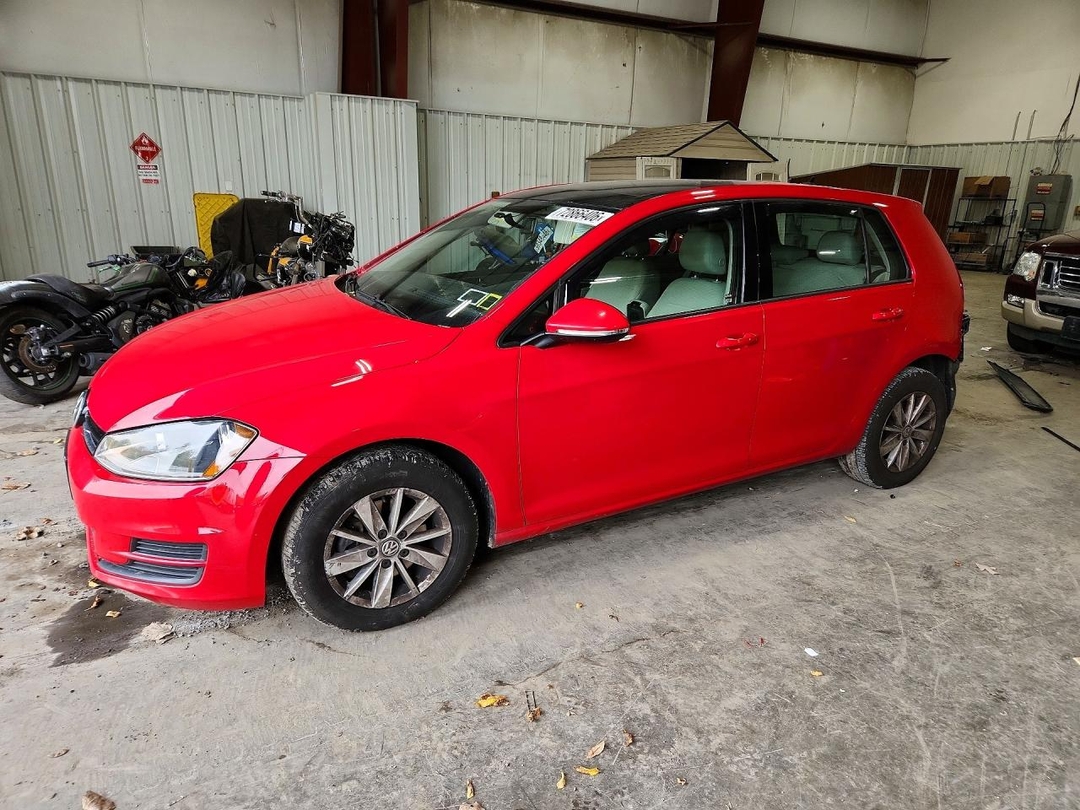 Vue de 2016 VOLKSWAGEN GOLF S/SE, angle 1