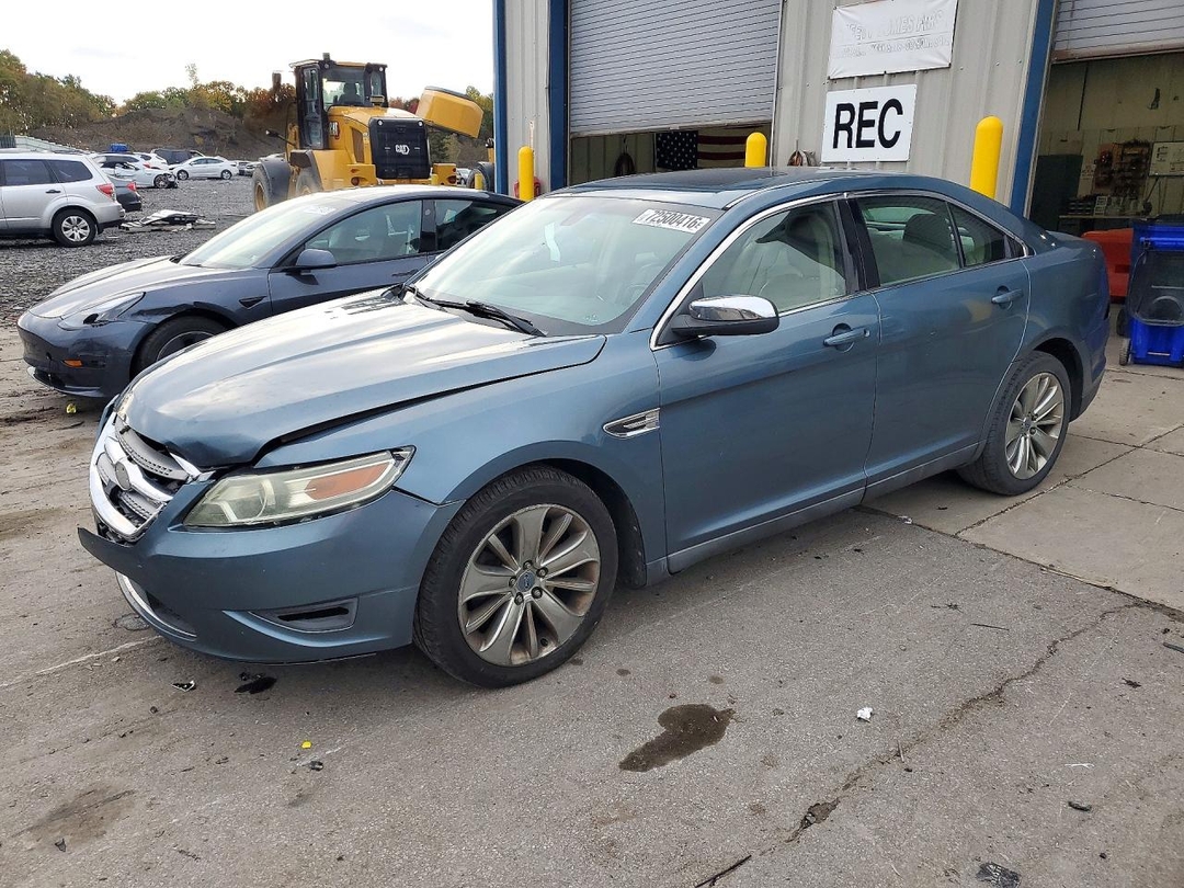 منظر 2010 FORD TAURUS LIMITED، زاوية 1