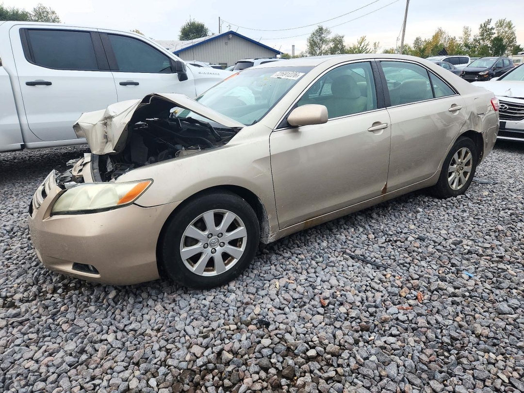 Vue de 2007 TOYOTA CAMRY XLE, angle 1