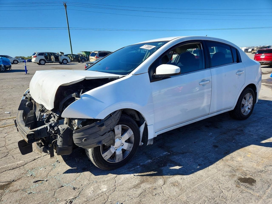 Vue de 2007 NISSAN SENTRA 2.0, angle 1