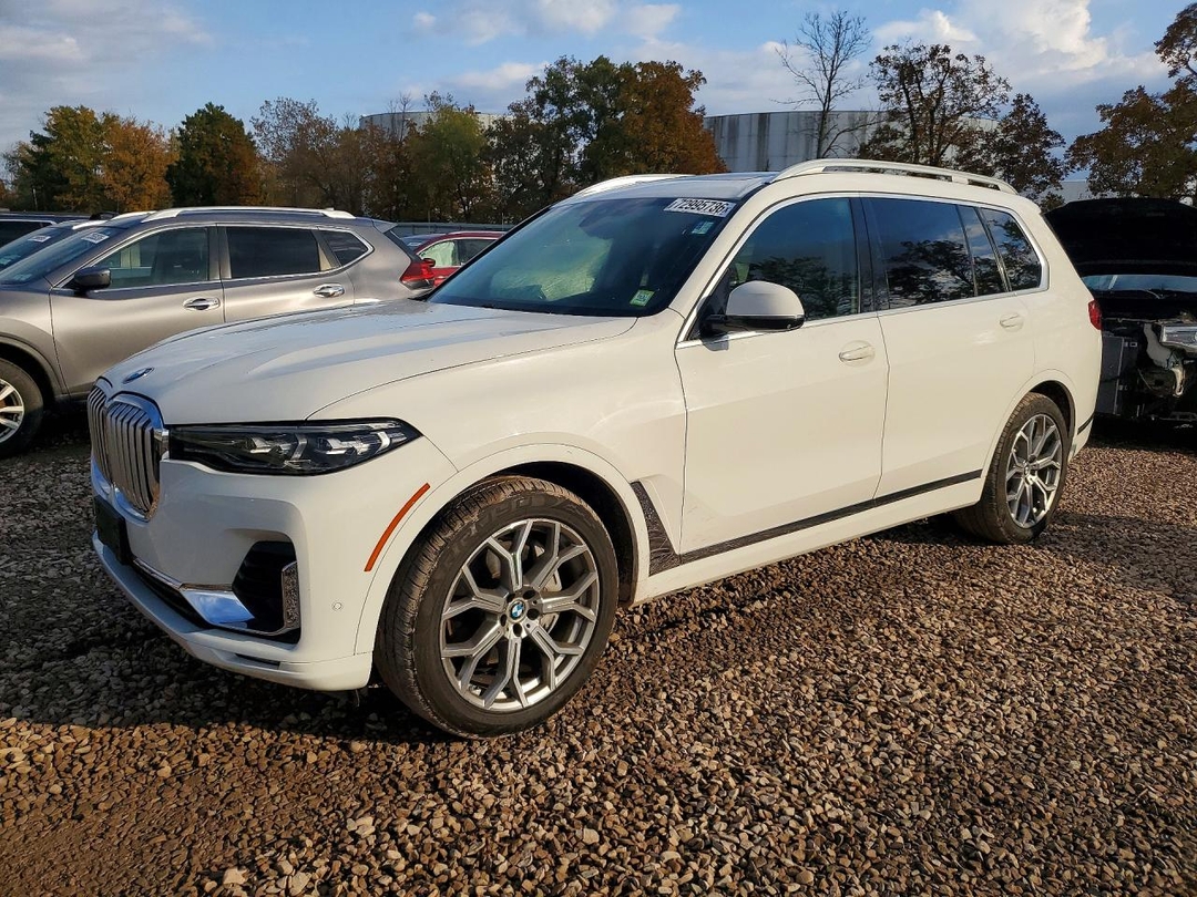 Vedere 2020 BMW X7 XDRIVE40I, unghi 1