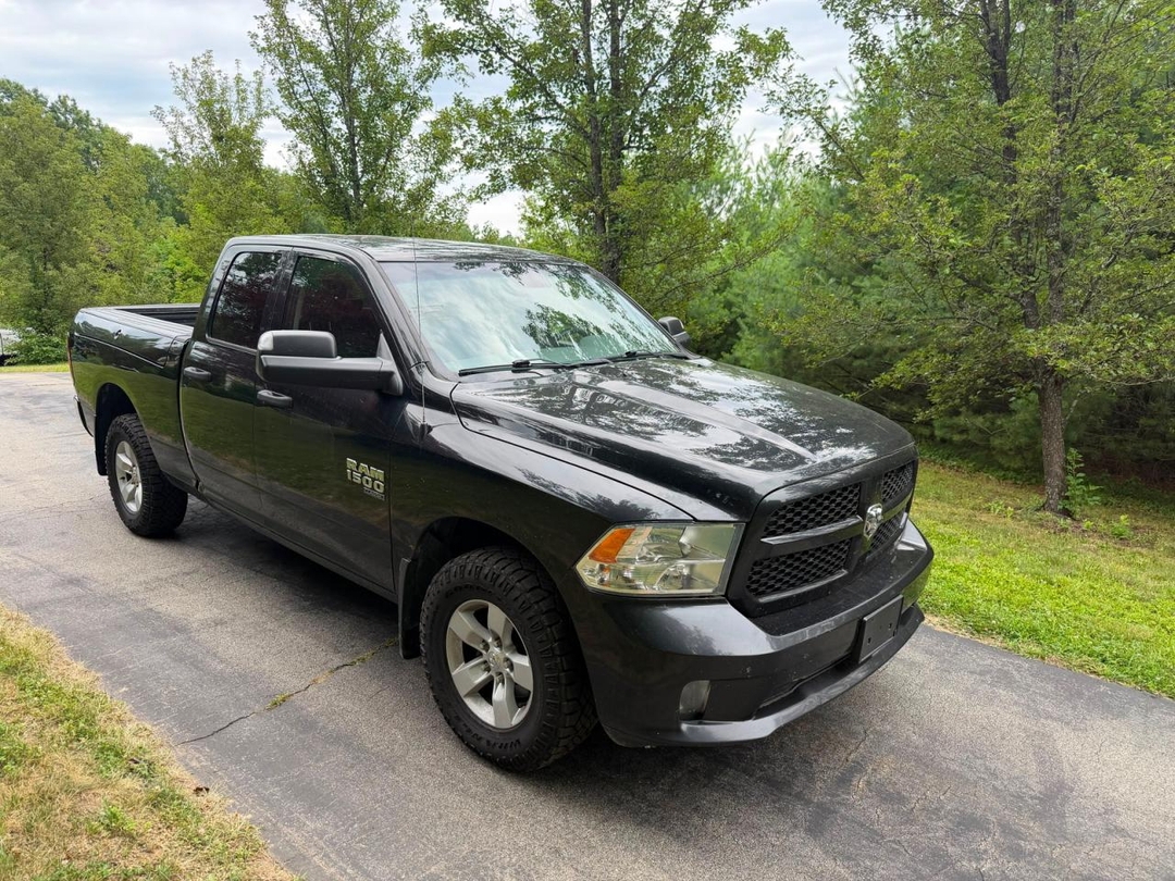 Вид 2019 RAM 1500 CLASSIC TRADESMAN, угол 1