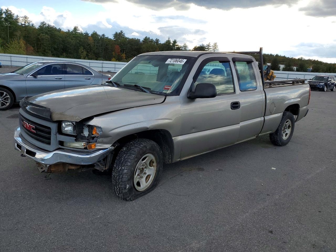 Vista de 2003 GMC NEW SIERRA C1500, ángulo 1