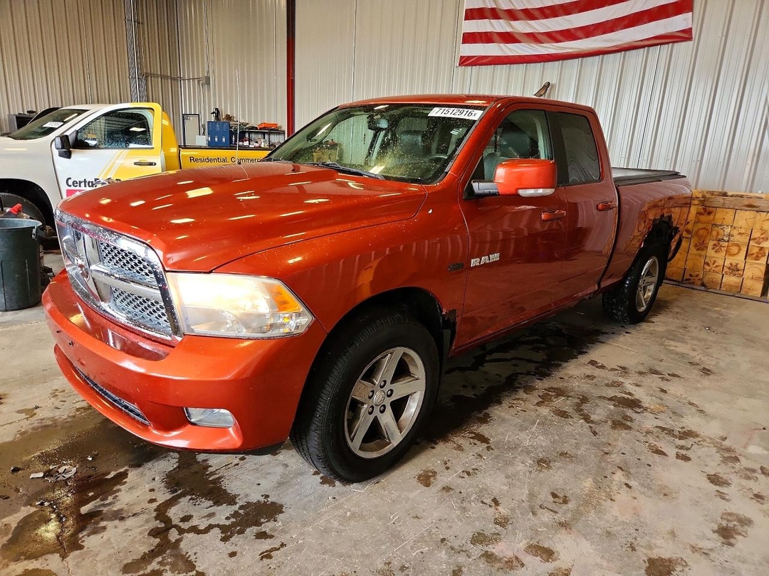 منظر 2009 DODGE RAM 1500، زاوية 1