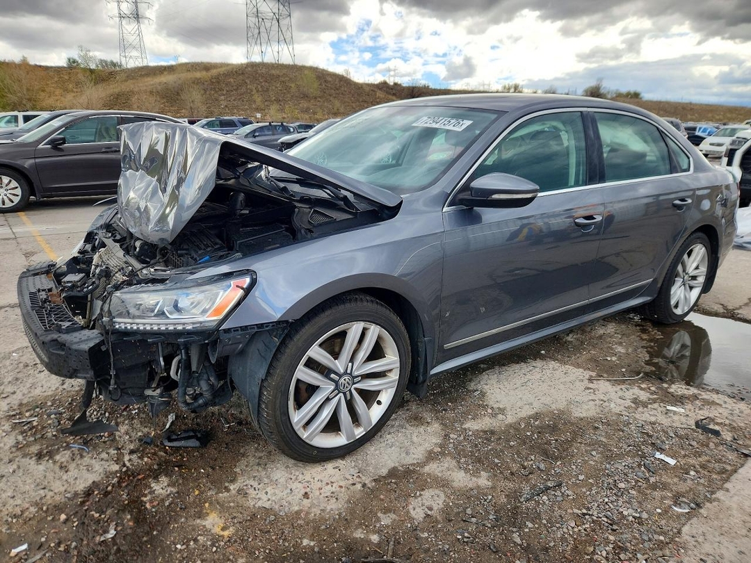 Vedere 2017 VOLKSWAGEN PASSAT SE, unghi 1