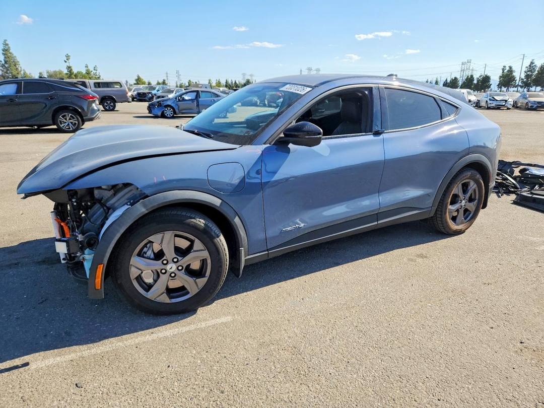 Vue de 2023 FORD MUSTANG MACH-E SELECT, angle 1