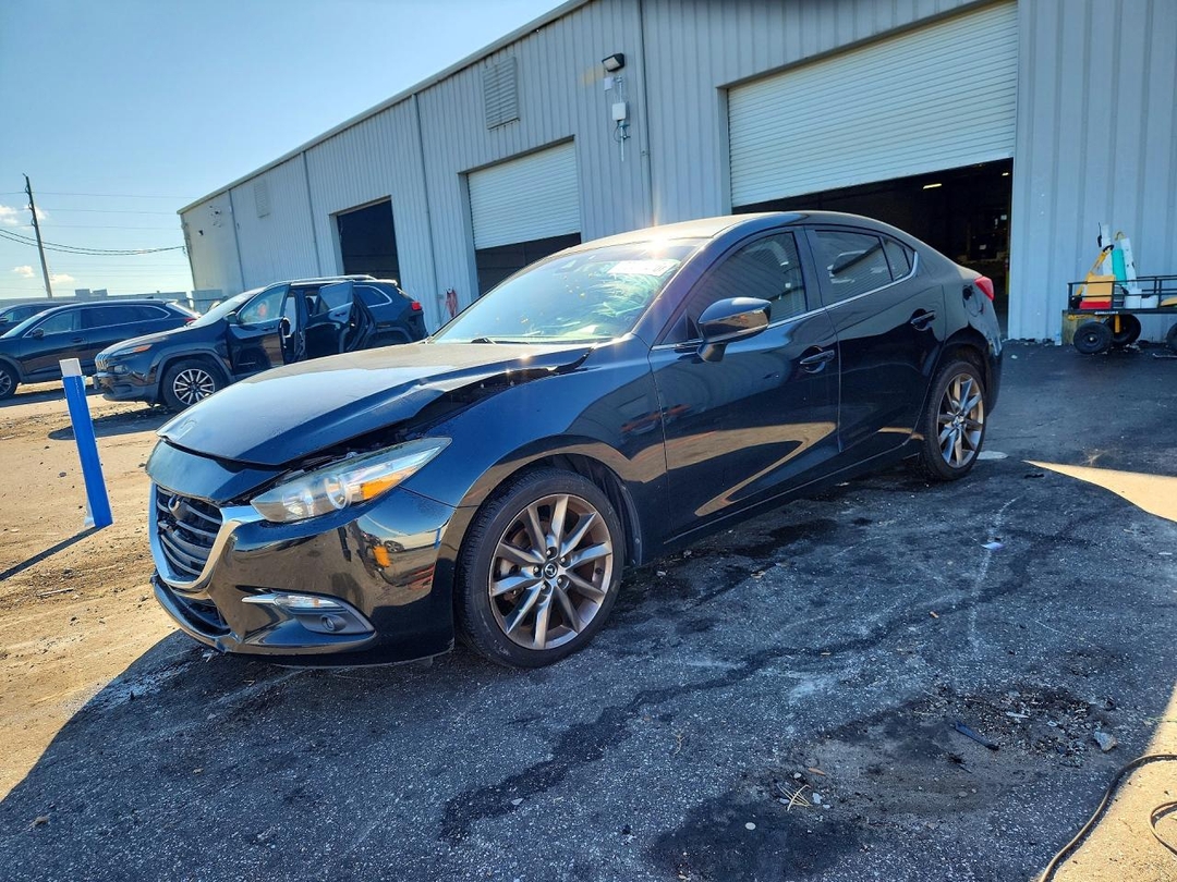 Vedere 2018 MAZDA 3 TOURING, unghi 1