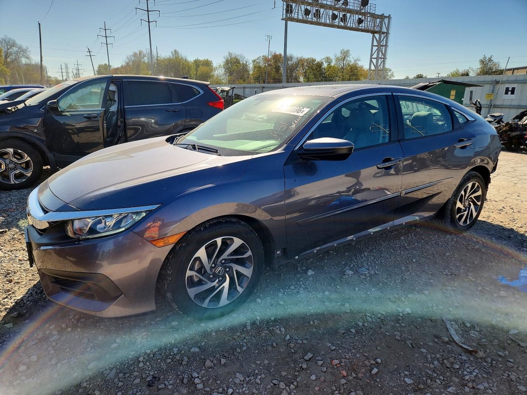 Vue de 2016 HONDA CIVIC EX, angle 1