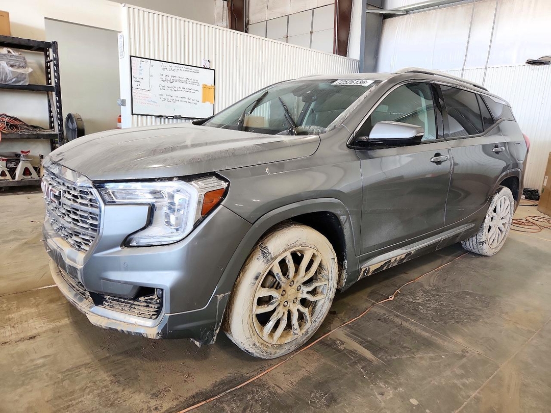 منظر 2023 GMC TERRAIN DENALI، زاوية 1