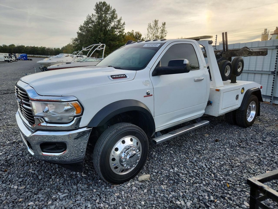 Vista de 2019 RAM 4500 - TOW TRUCK, ángulo 1